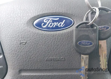 2004 Ford Expedition Xlt из США, поврежденный, VIN 1FMFU15L04LA85042